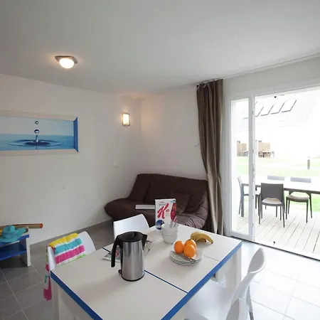 Neat With Microwave * Auberville
