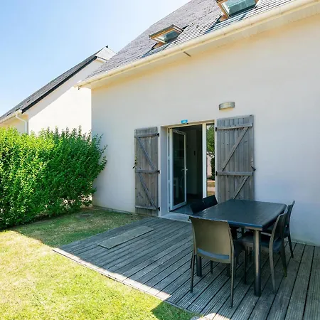 In France With Balcony Or Terrace Сasa de vacaciones