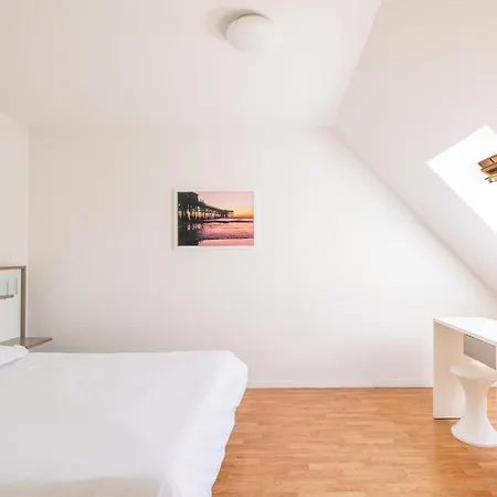 Сasa de vacaciones In France With Balcony Or Terrace