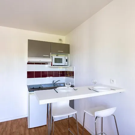 Сasa de vacaciones In France With Balcony Or Terrace