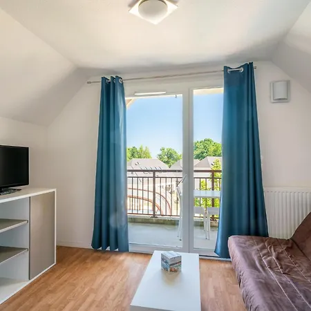 Сasa de vacaciones In France With Balcony Or Terrace