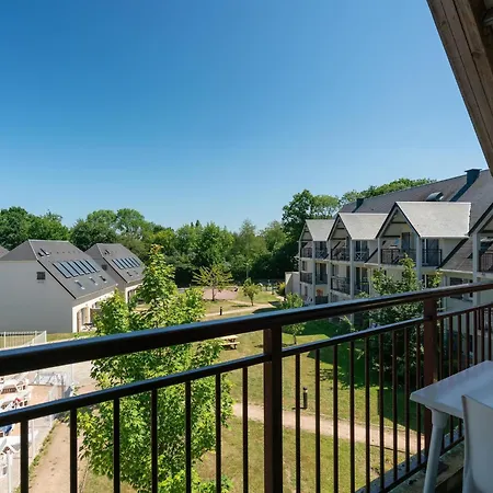 Сasa de vacaciones In France With Balcony Or Terrace *